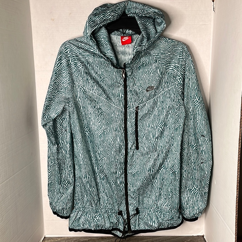 NIKE Windrunner lightweight Jacket Zebra Print Size Medium